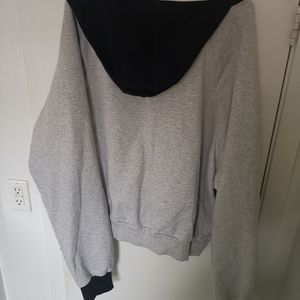 MNML CUT NECK HOODIE